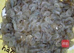 炸鲜虾的做法图解1