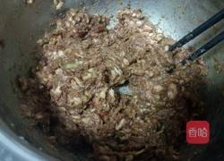 猪肉韭菜馅饼的做法图解4