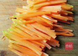 胡萝卜炒佛手瓜的做法图解5