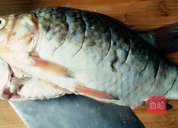 鲫鱼豆芽汤的做法图解2