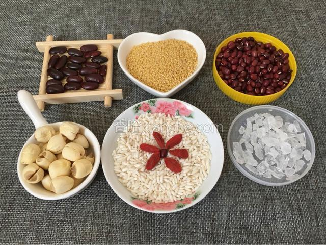 把所有材料都准备好。