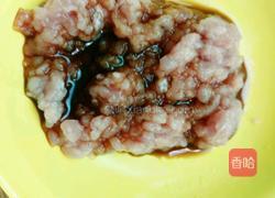 西兰花炒肉末的做法图解3