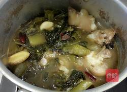 酸菜烧猪手的做法图解9