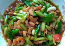 蒜苗虾仁的做法图解5