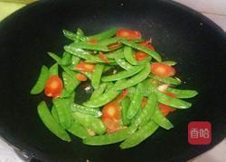 胡萝卜炒豌豆角的做法图解5