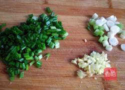 芥菜腊肉炒饭的做法图解8