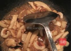 鱿鱼炒韭菜花的做法图解5