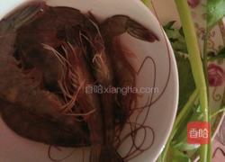 电饭煲版的鲜虾小云吞的做法图解1