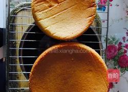 戚风蛋糕的做法图解10