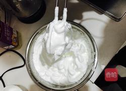 戚风蛋糕的做法图解7