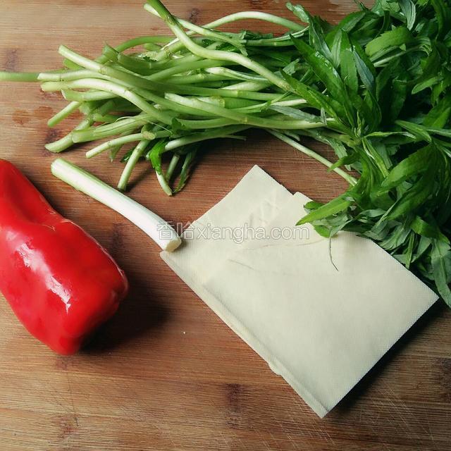 把食材准备好，洗干净