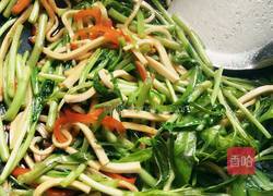 香干炒茼蒿的做法图解9