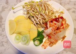 泡菜辣酱汤的做法图解1