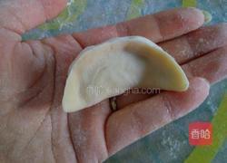 韭菜鸡蛋虾皮饺子的做法图解13