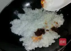 Illustration of how to make bean paste fried rice 4