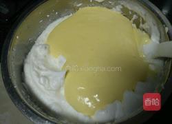 电饭煲戚风蛋糕的做法图解12