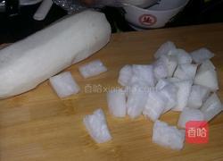 红烧白萝卜的做法图解1