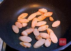 香肠炒蒜苔的做法图解2