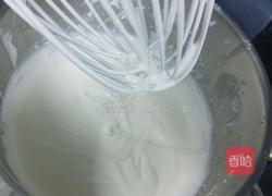 树莓白朱古力慕斯的做法图解9