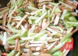 芹菜豆腐干的做法图解10