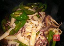 尖椒鲜鱿的做法图解3