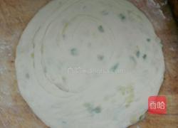 葱花饼的做法图解9