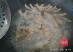 卤凤爪的做法图解3