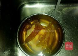 煲汤 花胶海螺煲排骨的做法图解2