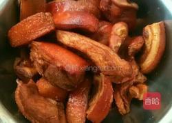 红烧扣肉焖笋干的做法图解4