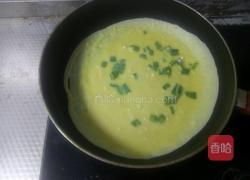 葱香鸡蛋饼的做法图解6