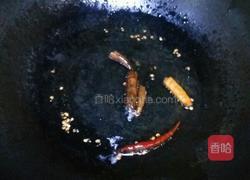 蒜苗炒肉片的做法图解4