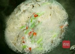 香菇鸡蛋面的做法图解8