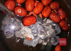 茶树菇红枣乌鸡汤的做法图解5