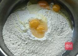 猪肉粉丝馅饼的做法图解1