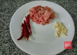 雪菜炒肉丝的做法图解3