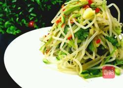 凉拌豆芽的做法图解9