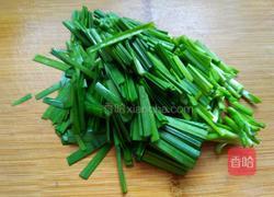 韭菜炒河虾的做法图解2