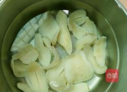 虫草排骨萝卜汤的做法图解2