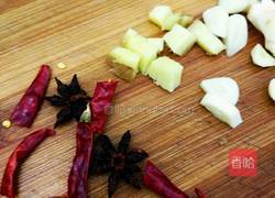 腐竹烧鸡翅的做法图解7