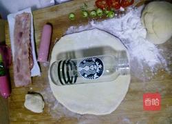 香肠培根披萨的做法图解4