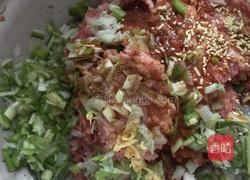猪肉大葱馄饨的做法图解2