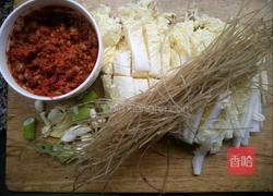 盐豆白菜炖粉丝的做法图解1