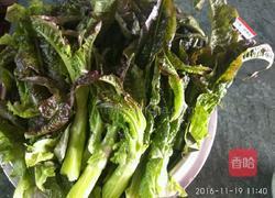 清炒莴笋叶的做法图解1