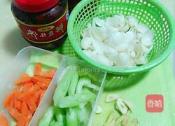 百合炒鲜鱿的做法图解2