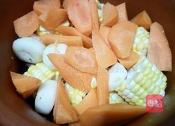 马蹄玉米胡萝卜鸡汤的做法图解5