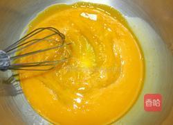 奶油水果蛋糕卷的做法图解3