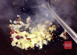 麻辣圆白菜的做法图解2