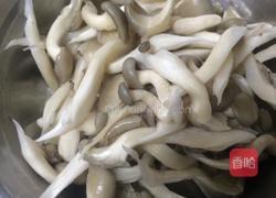 白菜菌菇的做法图解1