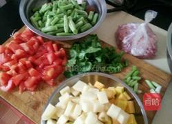 炸酱面(家常)的做法图解1