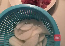 干贝萝卜肉片汤的做法图解2